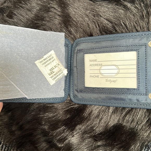 ๐๏ธ5 for $20๐๏ธ Thirty-One Luggage Tag - Picture 3 of 4